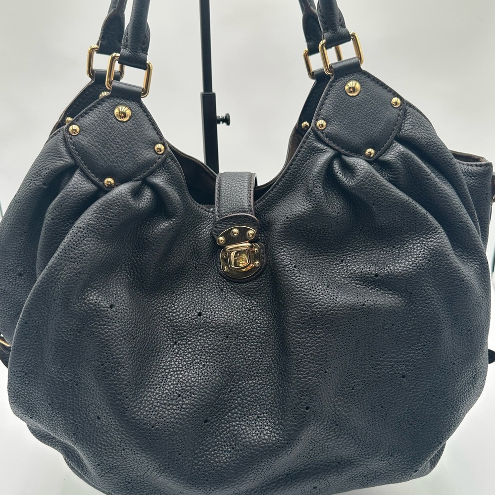 AUTHENTIC LOUIS VUITTON Black Mahina Large Hobo —- Excellent condition. COA.